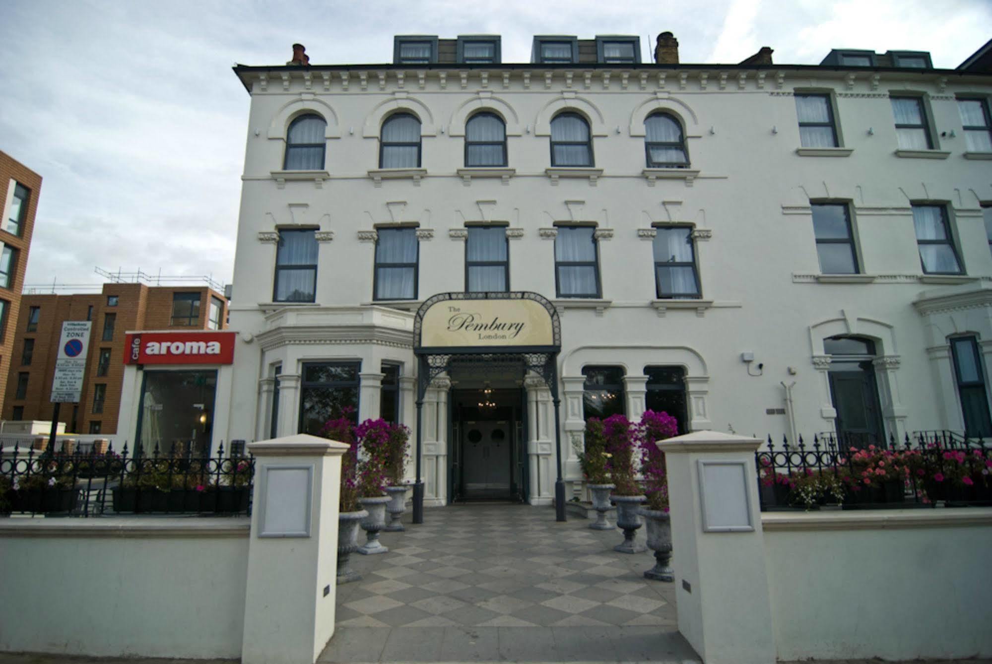 Pembury Hotel At Finsbury Park London Exterior foto